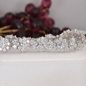 Certified Flower Moissanite Tennis Bracelet 925 Sterling